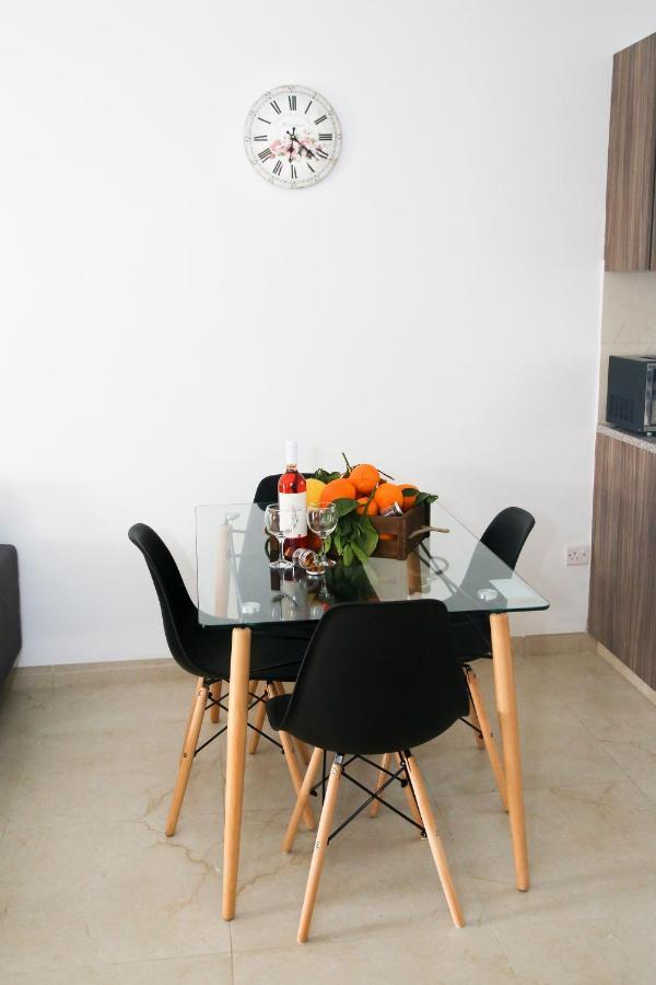 1B Seaside Orchid, Sea, Center Apartment Paphos Bagian luar foto