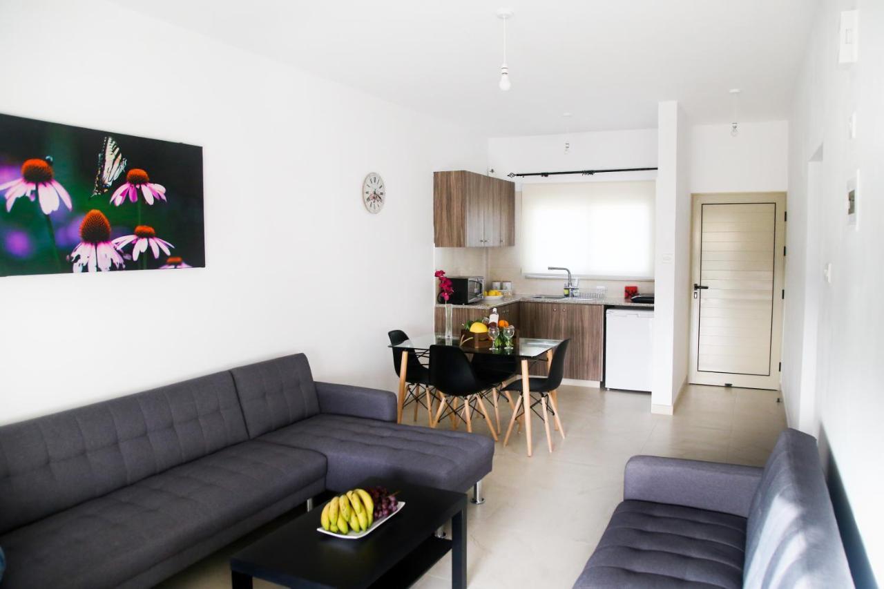 1B Seaside Orchid, Sea, Center Apartment Paphos Bagian luar foto