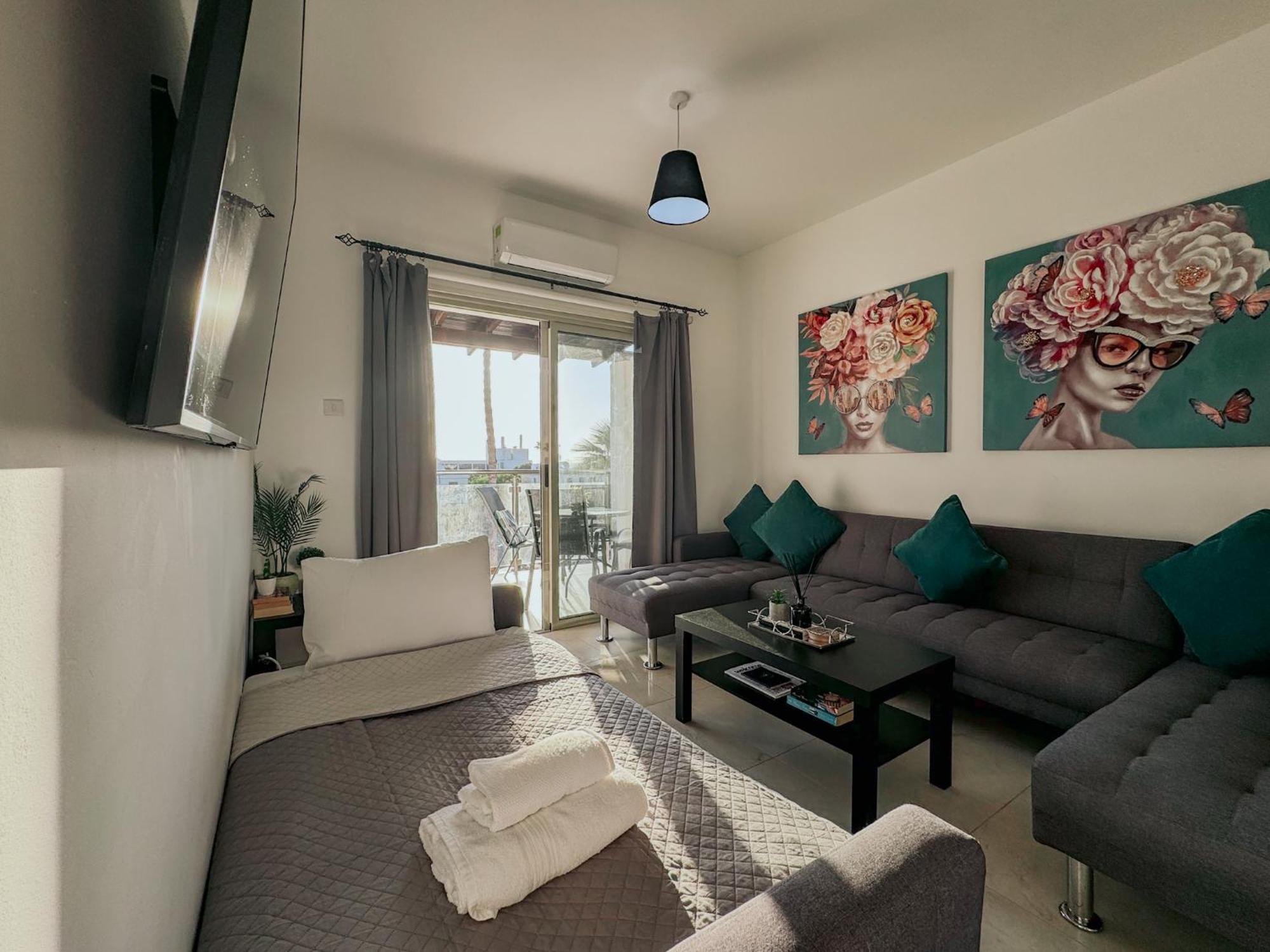 1B Seaside Orchid, Sea, Center Apartment Paphos Bagian luar foto