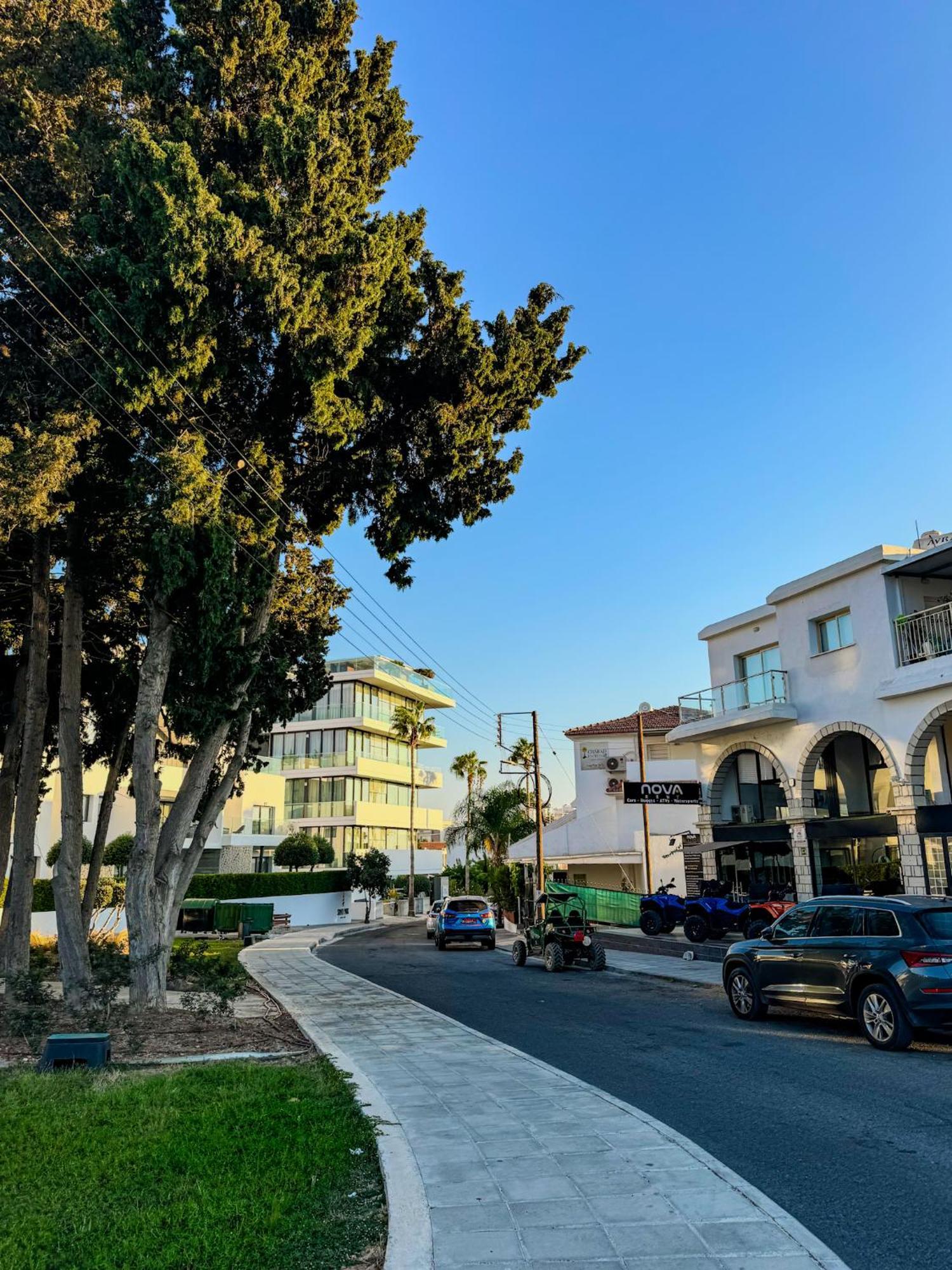 1B Seaside Orchid, Sea, Center Apartment Paphos Bagian luar foto