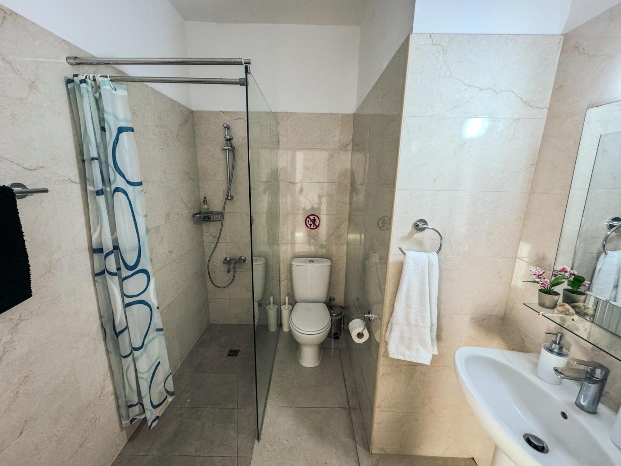 1B Seaside Orchid, Sea, Center Apartment Paphos Bagian luar foto